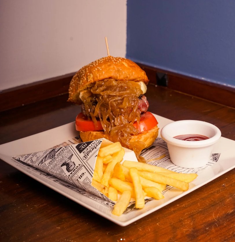 Hamburguesa Toscana de La Esquinita