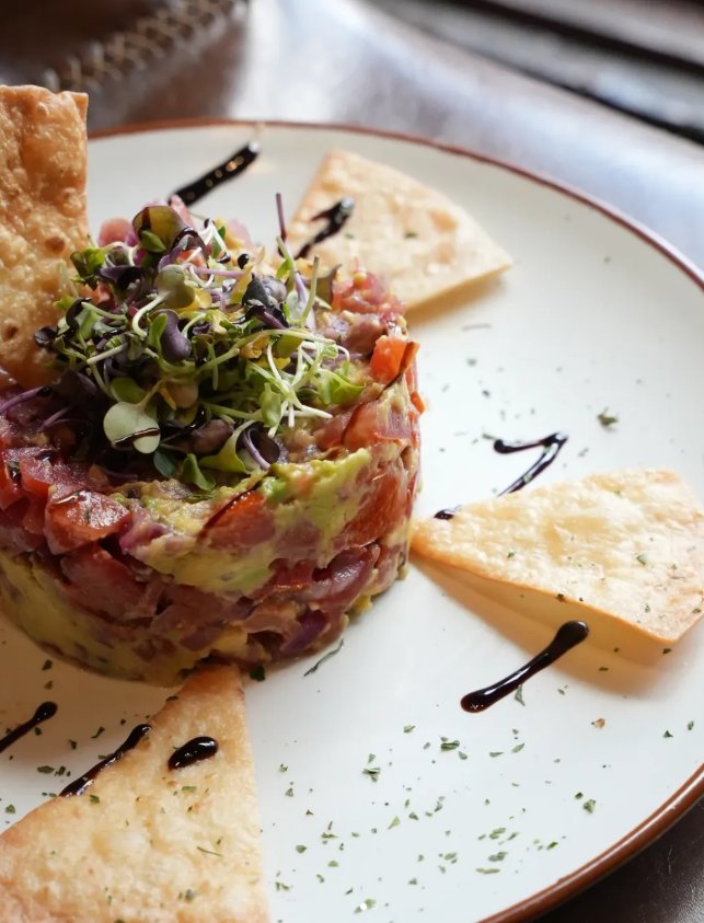 Tartar de tomate y aguacate